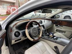 جاكوار XJ